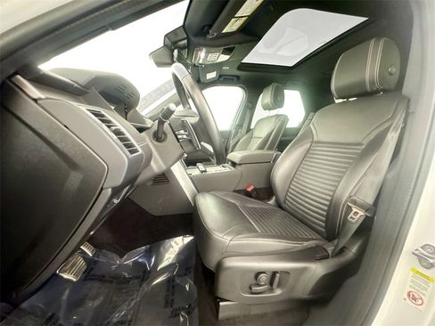 Used 2023 Land Rover Discovery S R-Dynamic image 20