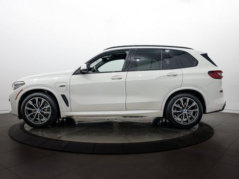 Used 2022 BMW X5 xDrive45e w/ M Sport Package AWD/4WD image 7
