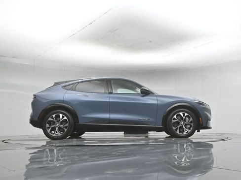 Used 2023 Ford Mustang Mach-E Premium AWD/4WD image 49