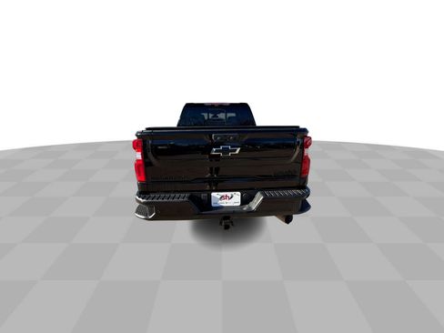 Certified 2022 Chevrolet Silverado 2500 High Country w/ Technology Package image 8