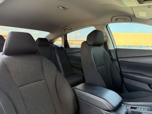 Used 2023 Honda Accord LX image 36