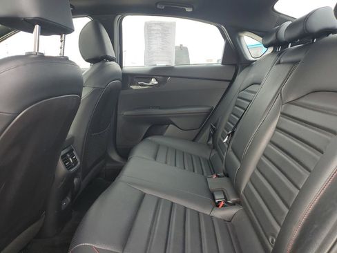 Used 2022 Kia Forte GT image 11