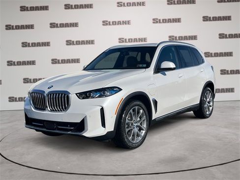 New 2026 BMW X5 xDrive50e image 1