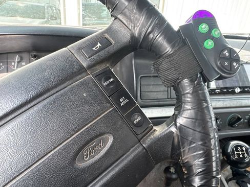 Used 1995 Ford F150 4x4 Regular Cab image 16