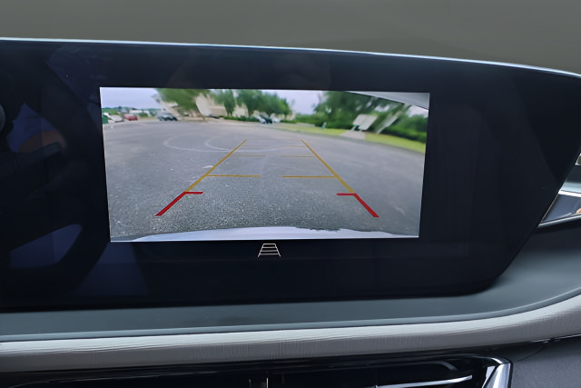 Used 2025 Buick Envista Avenir FWD image 25