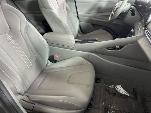 Used 2024 Hyundai Elantra SEL image 26