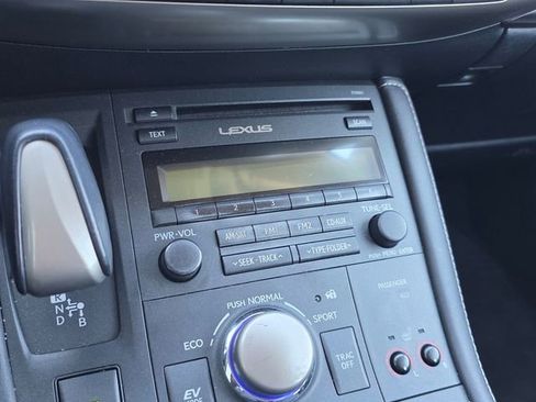 Used 2017 Lexus CT 200h 200h 4D Hatchback w/ Seat Comfort Package image 25