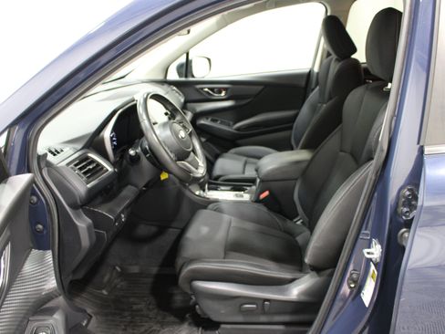 Used 2024 Subaru Ascent Premium AWD/4WD image 3