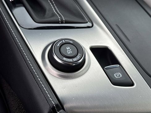 Used 2016 Chevrolet Corvette Stingray Coupe w/ 2LT Preferred Equipment Group image 28