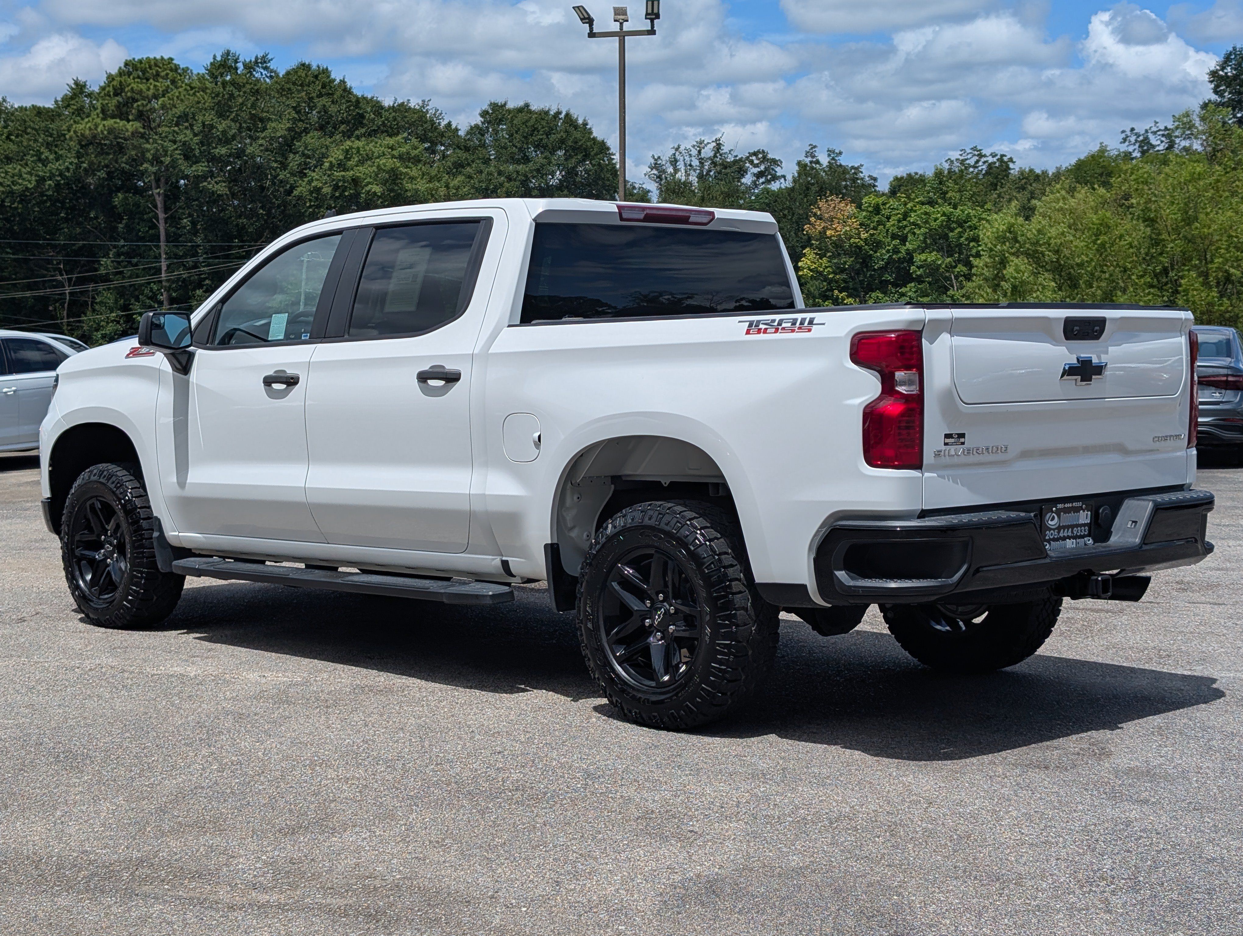 Used 2023 Chevrolet Silverado 1500 Custom Trail Boss AWD/4WD image 7