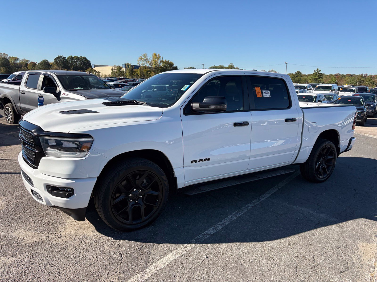 Used 2024 RAM 1500 Laramie AWD/4WD image 8