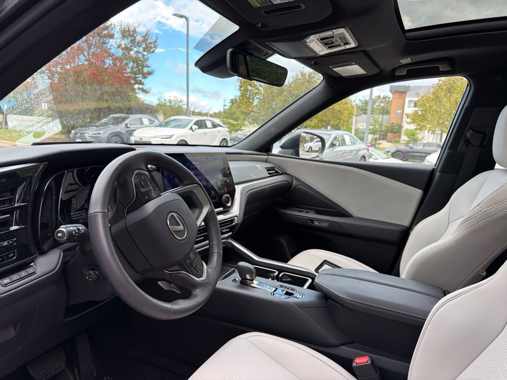Certified 2026 Lexus TX 350 AWD w/ Technology Package image 15