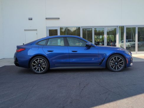 Used 2026 BMW i4 eDrive40 RWD image 11