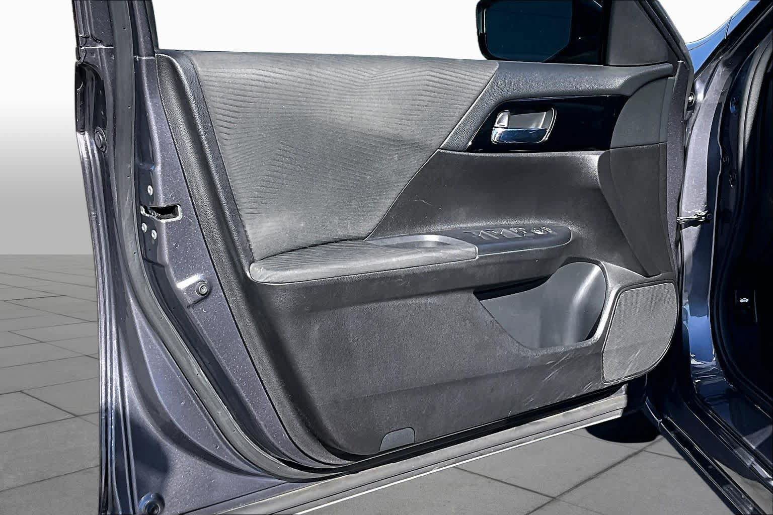 Used 2017 Honda Accord LX image 21