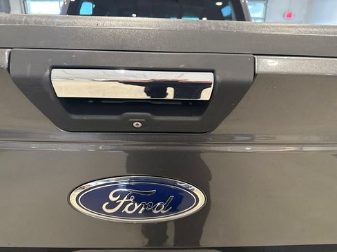 Used 2015 Ford F150 XLT w/ Equipment Group 302A Luxury AWD/4WD image 9