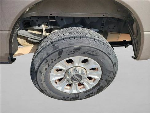 Used 2020 Ford F250 XLT w/ FX4 Off-Road Package image 11