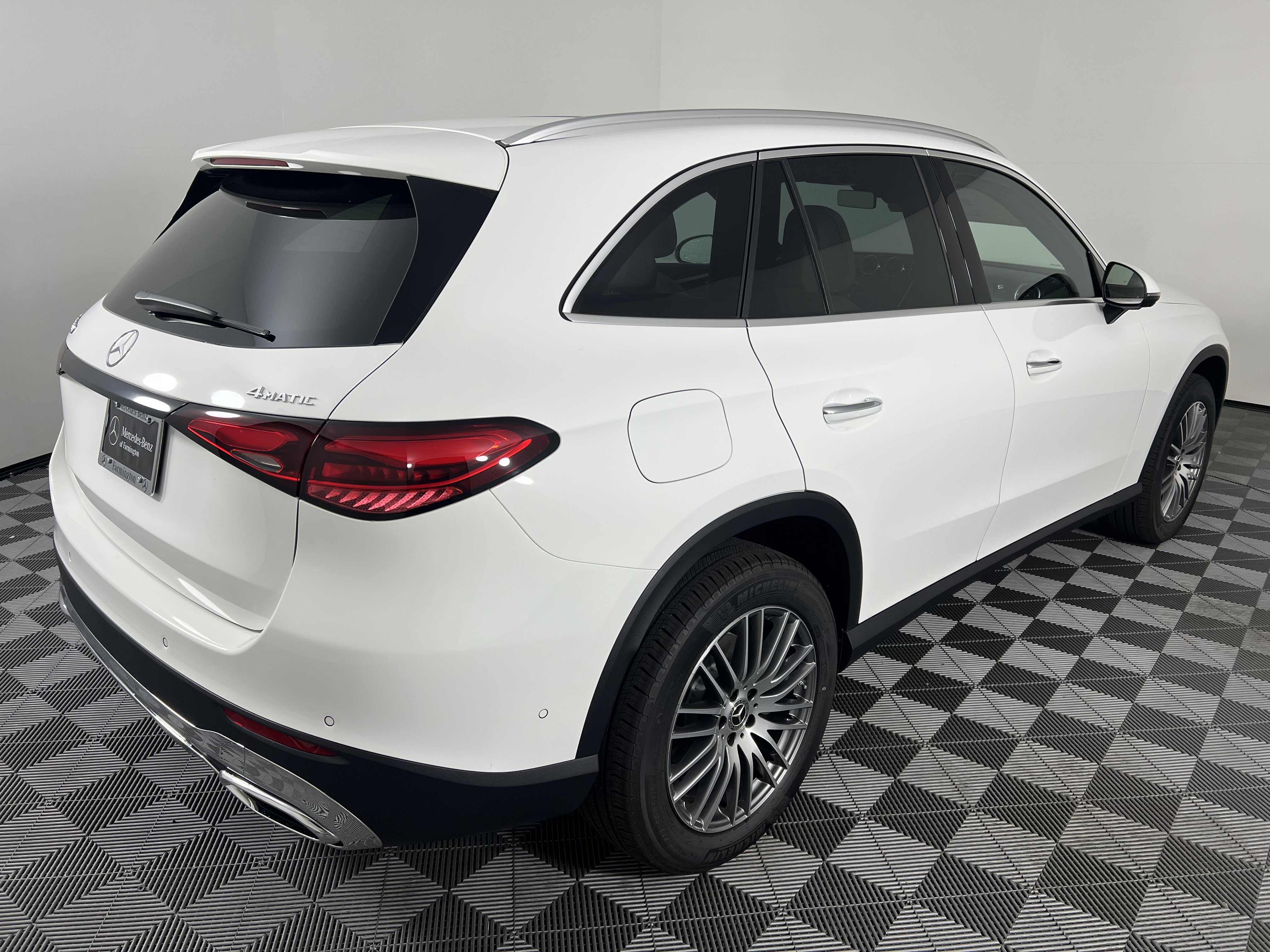 New 2027 Mercedes-Benz GLC 300 4MATIC image 13