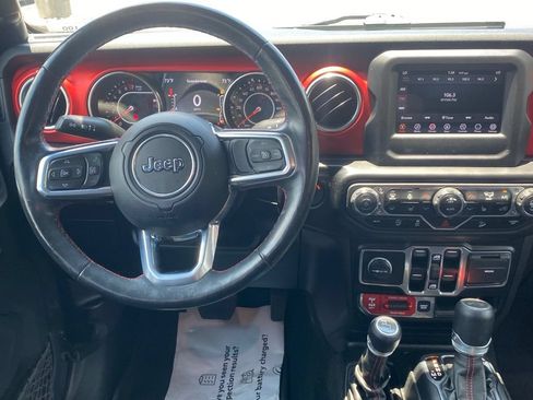Used 2020 Jeep Wrangler Unlimited Rubicon w/ Cold Weather Group AWD/4WD image 9