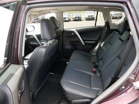 Used 2018 Toyota RAV4 Limited AWD/4WD image 11