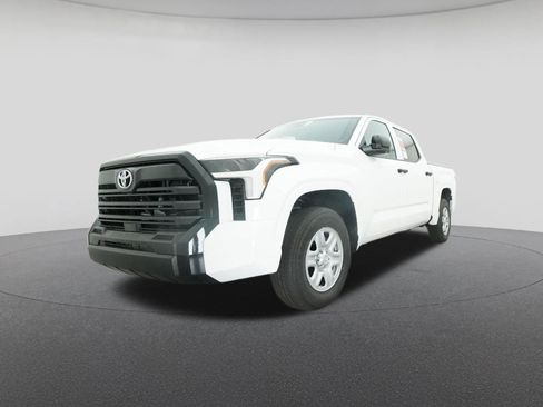 New 2026 Toyota Tundra SR image 32