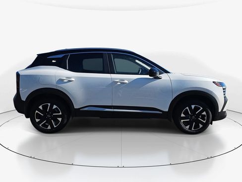 New 2026 Nissan Kicks SV w/ Charging Package image 4