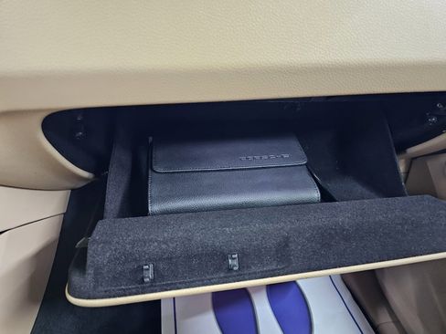 Used 2020 Porsche Cayenne image 39