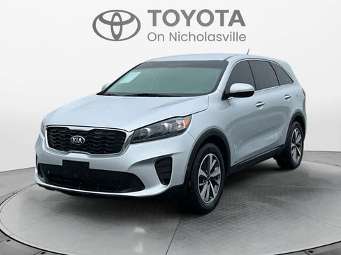 Used 2020 Kia Sorento AWD V6 image 1