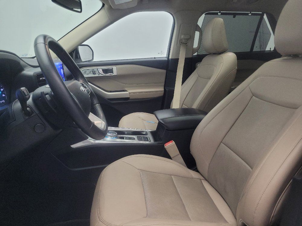 Used 2021 Ford Explorer Limited w/ Hybrid Equipment Group 310A RWD image 17