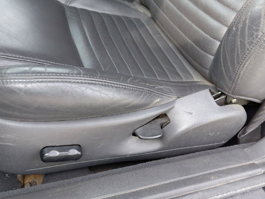 Used 2002 Ford Thunderbird RWD image 22