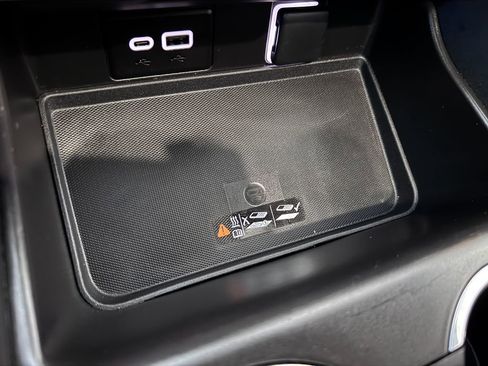 Used 2023 Chevrolet Tahoe Premier w/ Premium Package image 29