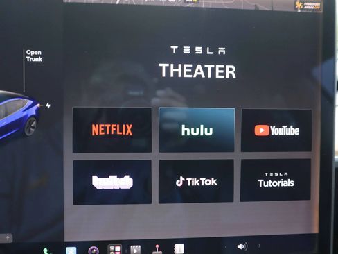 Used 2019 Tesla Model 3 Standard Range Plus RWD image 22