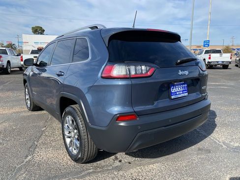 Used 2020 Jeep Cherokee Latitude Plus w/ Comfort/Convenience Group image 18