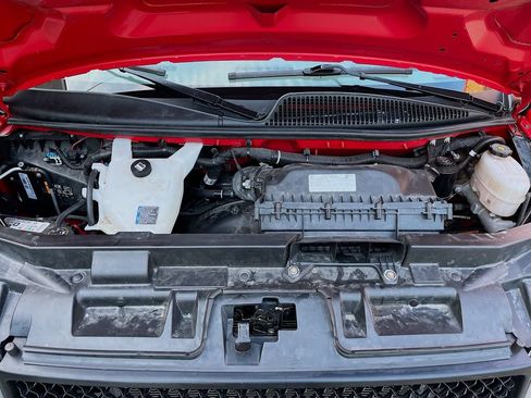 Used 2024 Chevrolet Express 2500 RWD image 25