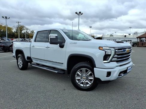 New 2026 Chevrolet Silverado 2500 High Country w/ Technology Package image 2