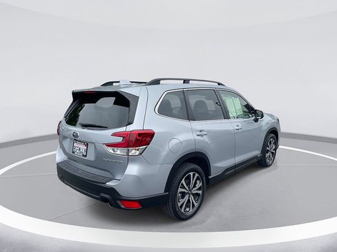Used 2019 Subaru Forester Limited AWD/4WD image 5