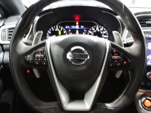 Used 2021 Nissan Maxima SR w/ Sport Mat Group FWD image 12