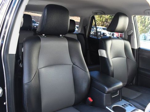 Certified 2024 Toyota 4Runner SR5 Premium image 26