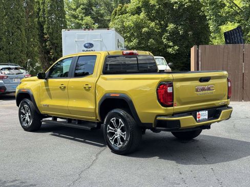 Used 2023 GMC Canyon AT4 w/ AT4 Premium Package AWD/4WD image 5