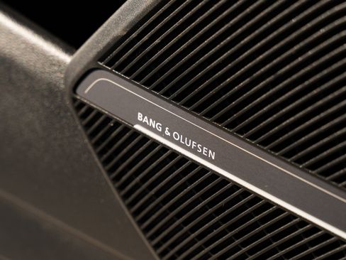 Certified 2023 Audi SQ5 Premium Plus w/ Premium Plus Package image 22