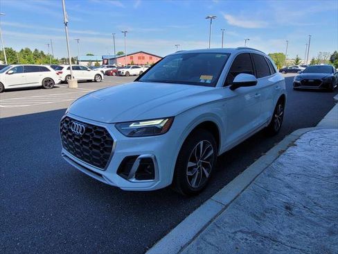 Used 2023 Audi Q5 2.0T Premium Plus w/ Premium Plus Package AWD/4WD image 9