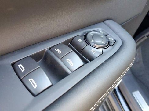 New 2026 GMC Yukon XL Elevation w/ Elevation Premium Package image 19