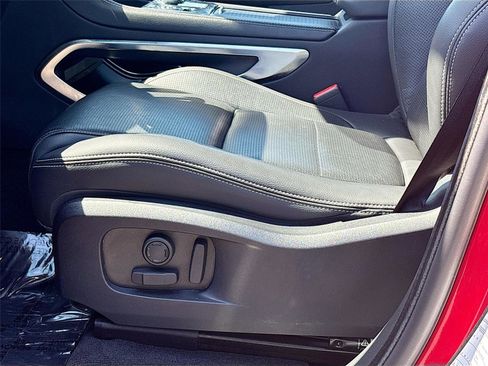 Used 2024 Jaguar F-PACE R-Dynamic S image 21