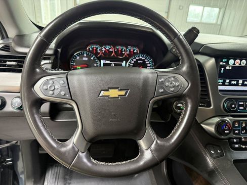 Used 2020 Chevrolet Suburban LT AWD/4WD image 20
