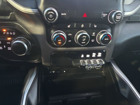 Used 2019 RAM 1500 Big Horn AWD/4WD image 21