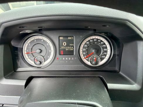Certified 2019 RAM 1500 Classic SLT AWD/4WD image 16
