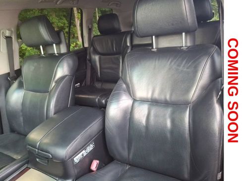 Used 2013 Lexus LX 570 4WD w/ Luxury Pkg image 13