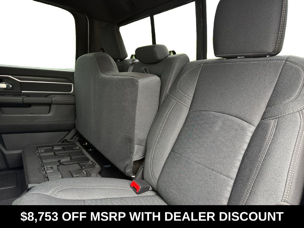 New 2026 RAM 3500 Big Horn AWD/4WD image 14