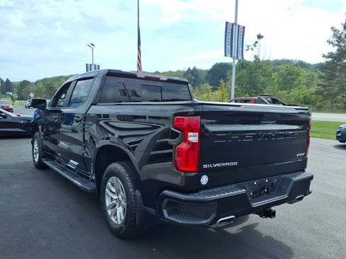Used 2021 Chevrolet Silverado 1500 RST w/ Convenience Package II AWD/4WD image 5