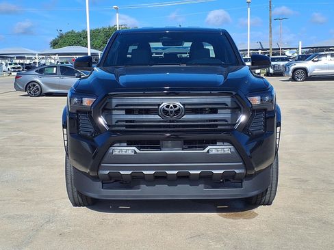 New 2026 Toyota Tacoma SR5 AWD/4WD image 2
