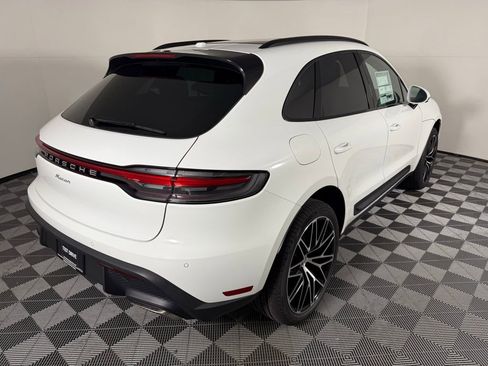 New 2026 Porsche Macan image 7